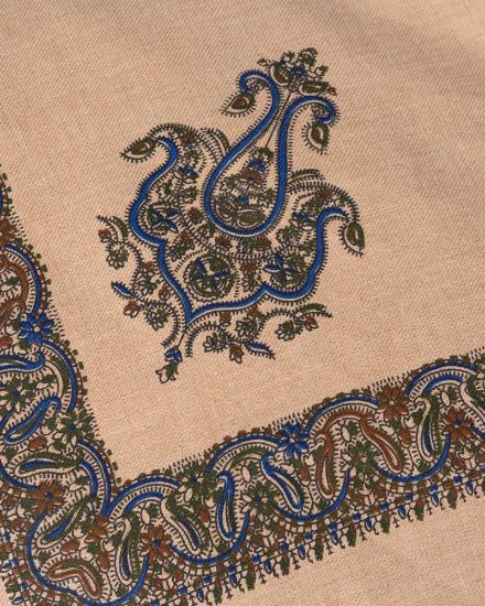 صورة شال رجالي مطرز